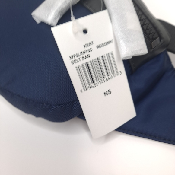 MICHAEL KORS MENS Kent Logo Tape Nylon Gabardine Belt Bag Sling  Pack Crossbody - Picture 7 of 13